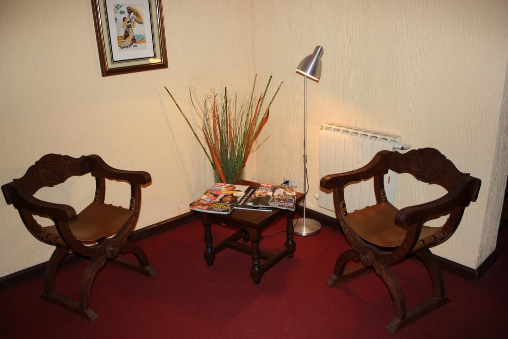 Hotel Restaurante Astorga Прадоррей Экстерьер фото